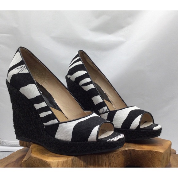 Michael Kors Wedges - Picture 4 of 5